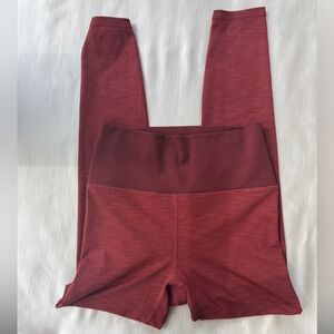 Vouri rust high-waisted rubber yoga pants size S